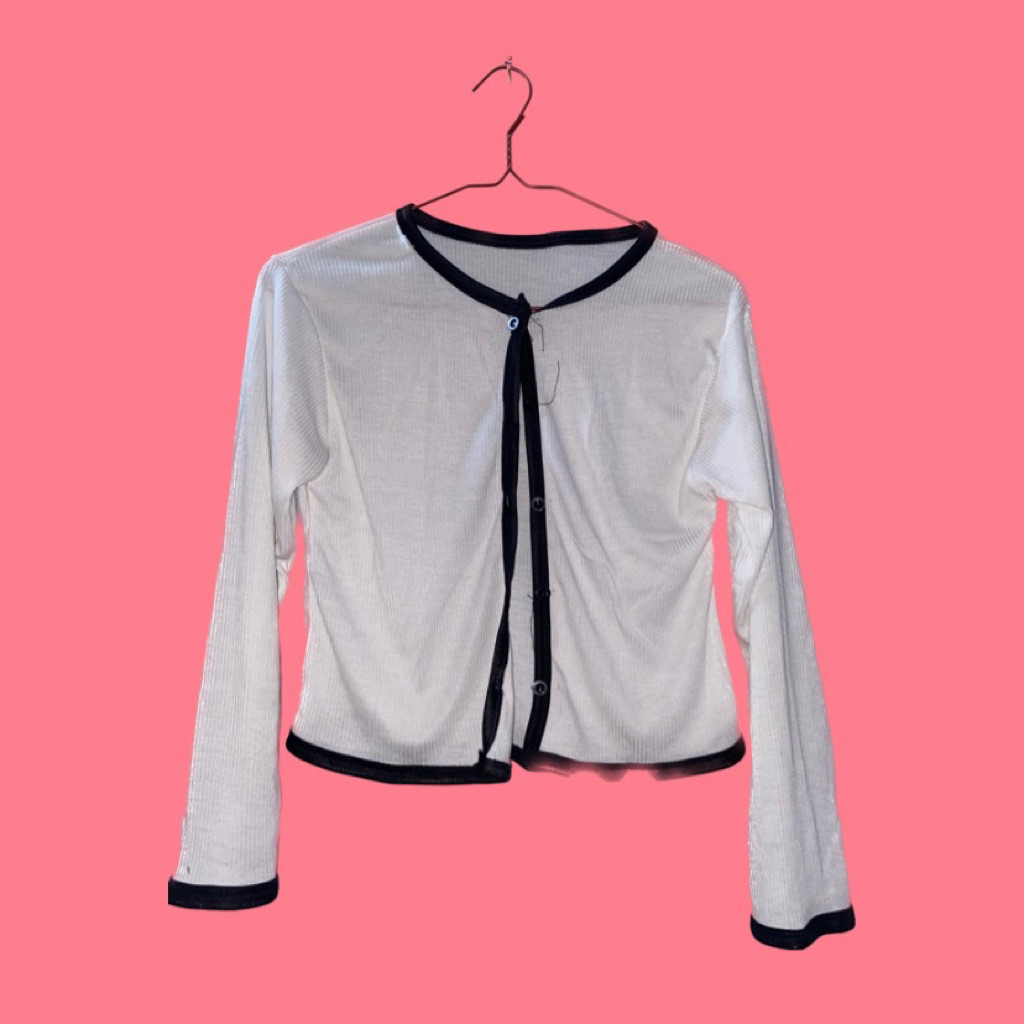 Preloved Cardigan Crop Putih