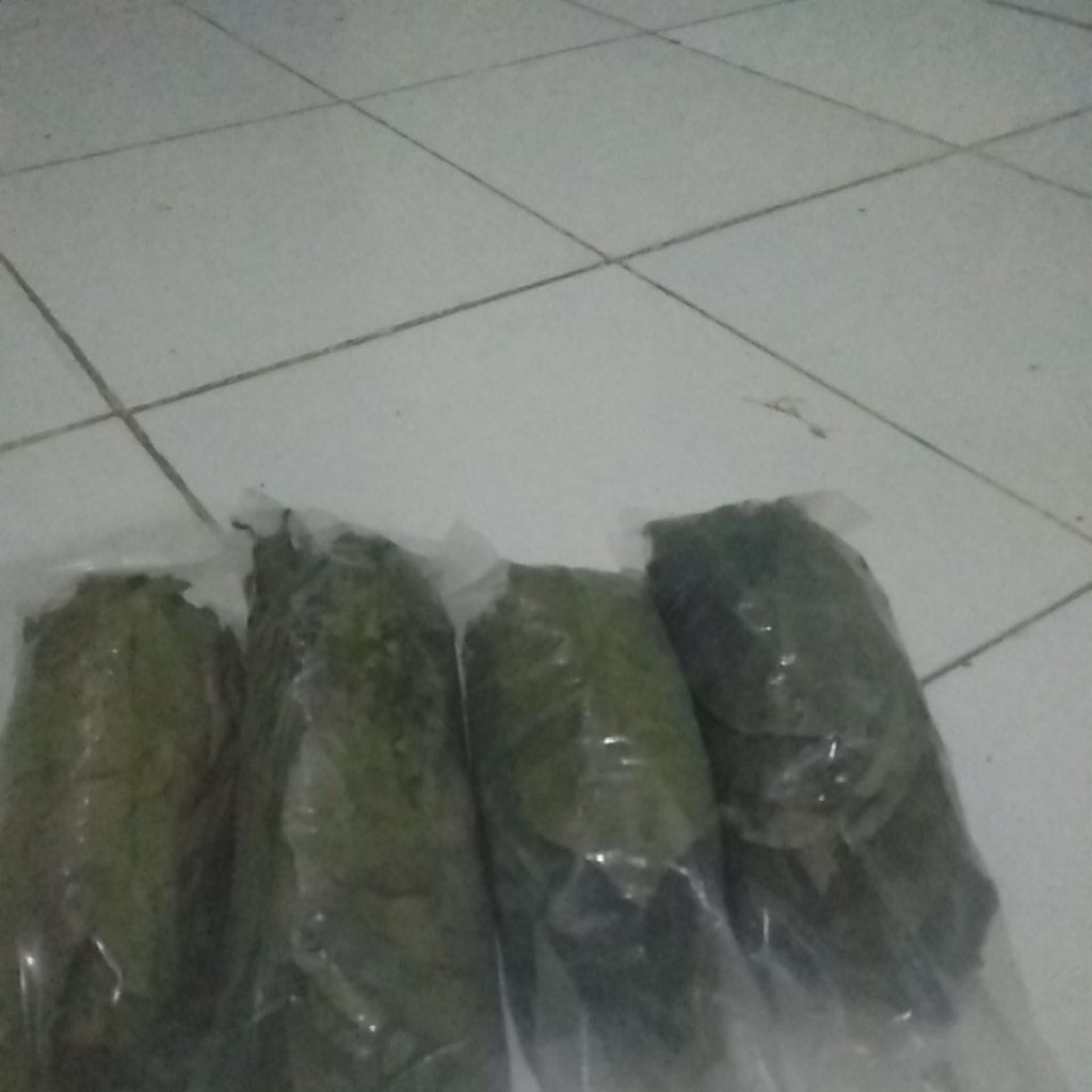 

daun sirsak kiring hasil jemur 50 gram