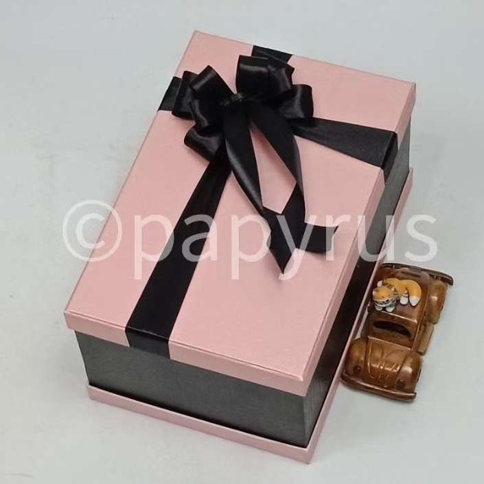 

PAPYRUS Sandwich 20x30 Tinggi 15cm Kotak Kado Gift Box V1