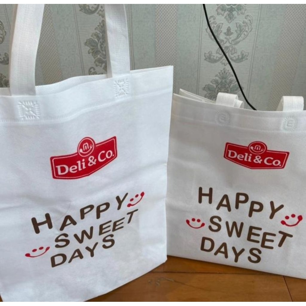 

Tas Sponbond Box Custom