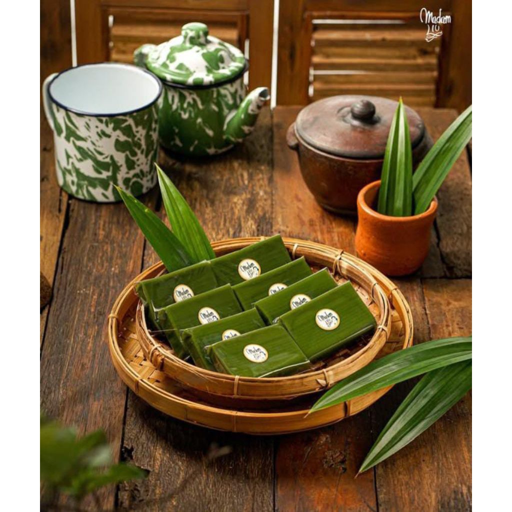 

10 Pcs Kue Pepe Madam Liu / Kue Basah / Kue Lapis / Kue Ijo / Best Seller / Trending / Viral