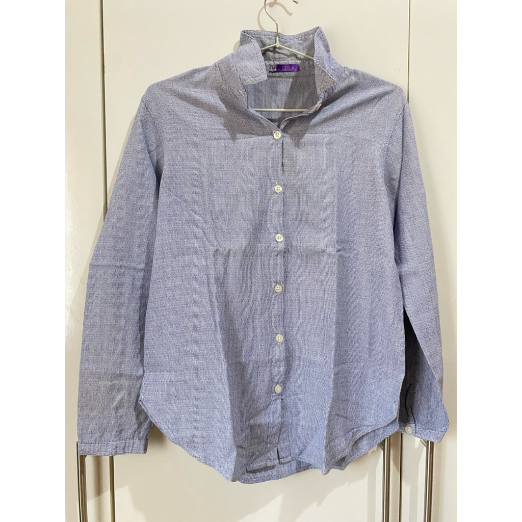 (PRELOVED) GEELA - Kemeja Lengan Panjang Wanita Motif Stripe/Salur Biru Denim