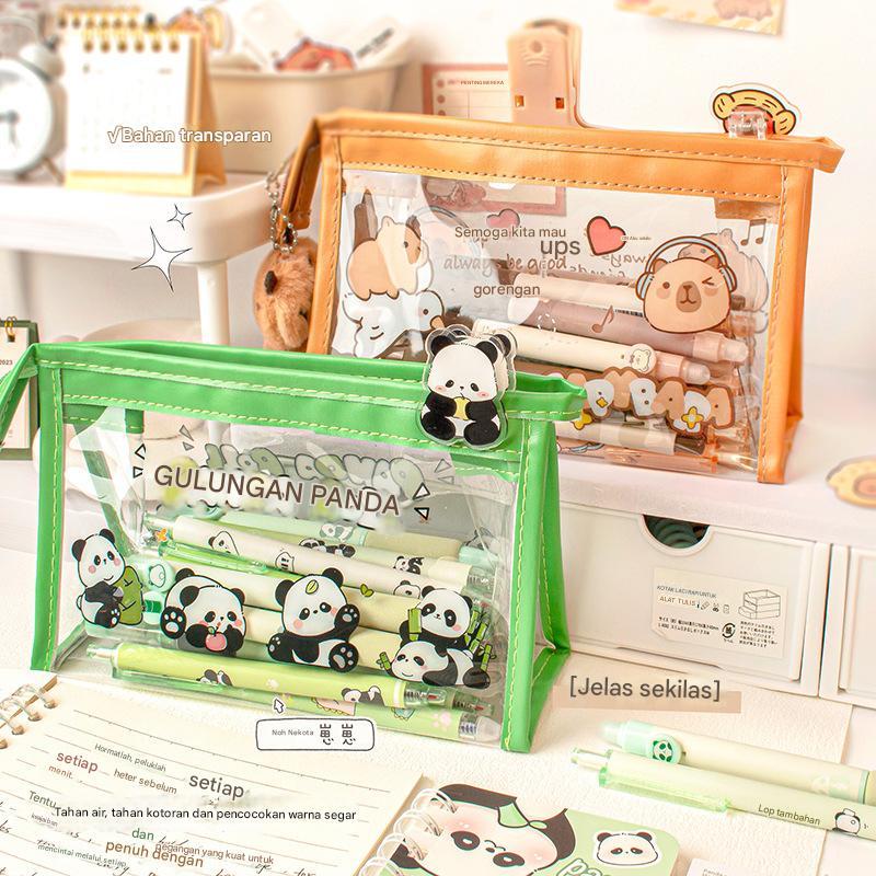 

TEMPAT PENSIL TRANSPARAN LUCU – VARIASI PANDA, KELINCI, ASTRONOT,