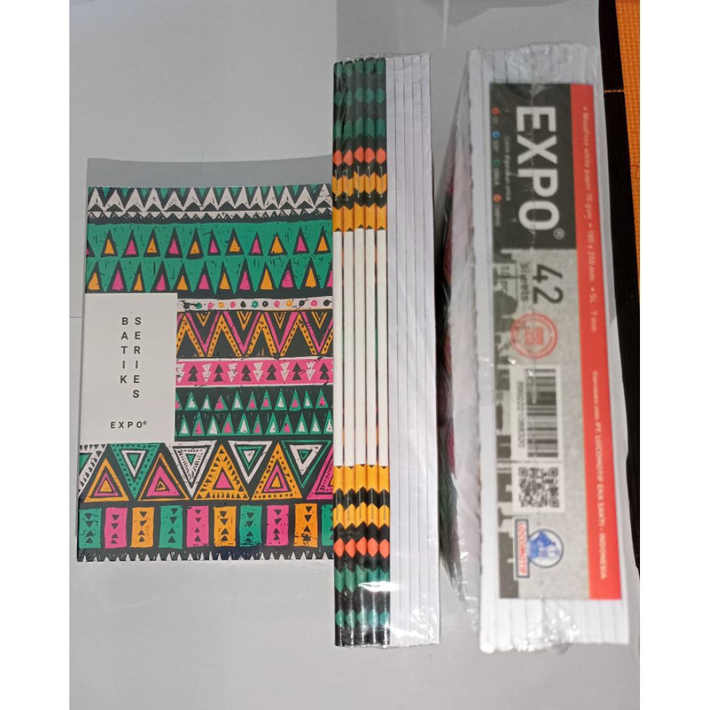 

BUKU BOXY EXPO 42 PACK