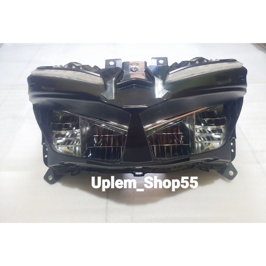 Headlamp reflektor lampu depan motor honda vario new gen 2 125/150 Original (TANPA MIKA)