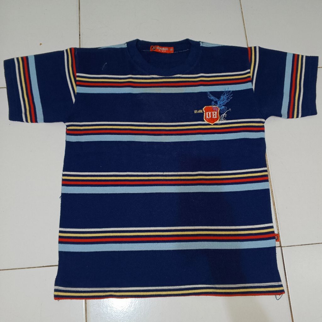Baju kaos anak (Bekas)
