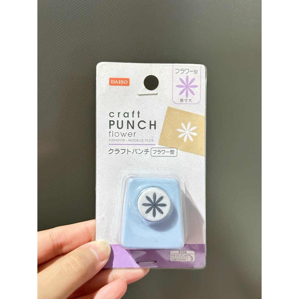 

Craft Punch frozen Snow Flower Deli Daiso
