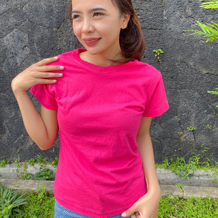 KAOS | BAJU | ATASAN | CROP TOP | BAJU CROP TOP WANITA KERAH-V | CROP TOP WANITA WARNA PINK TUA | LU