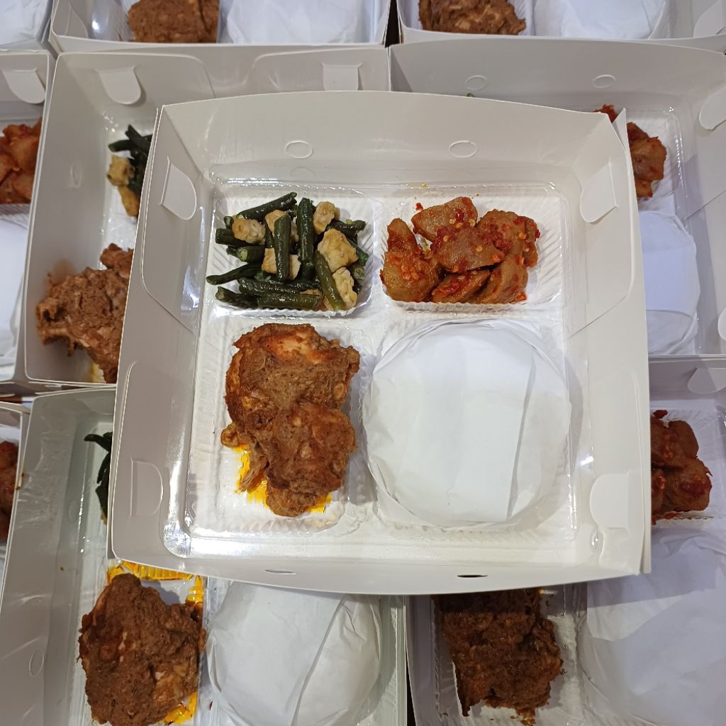 

PAKET NASI RENDANG AYAM LEZAT MURAH DAN HALAL