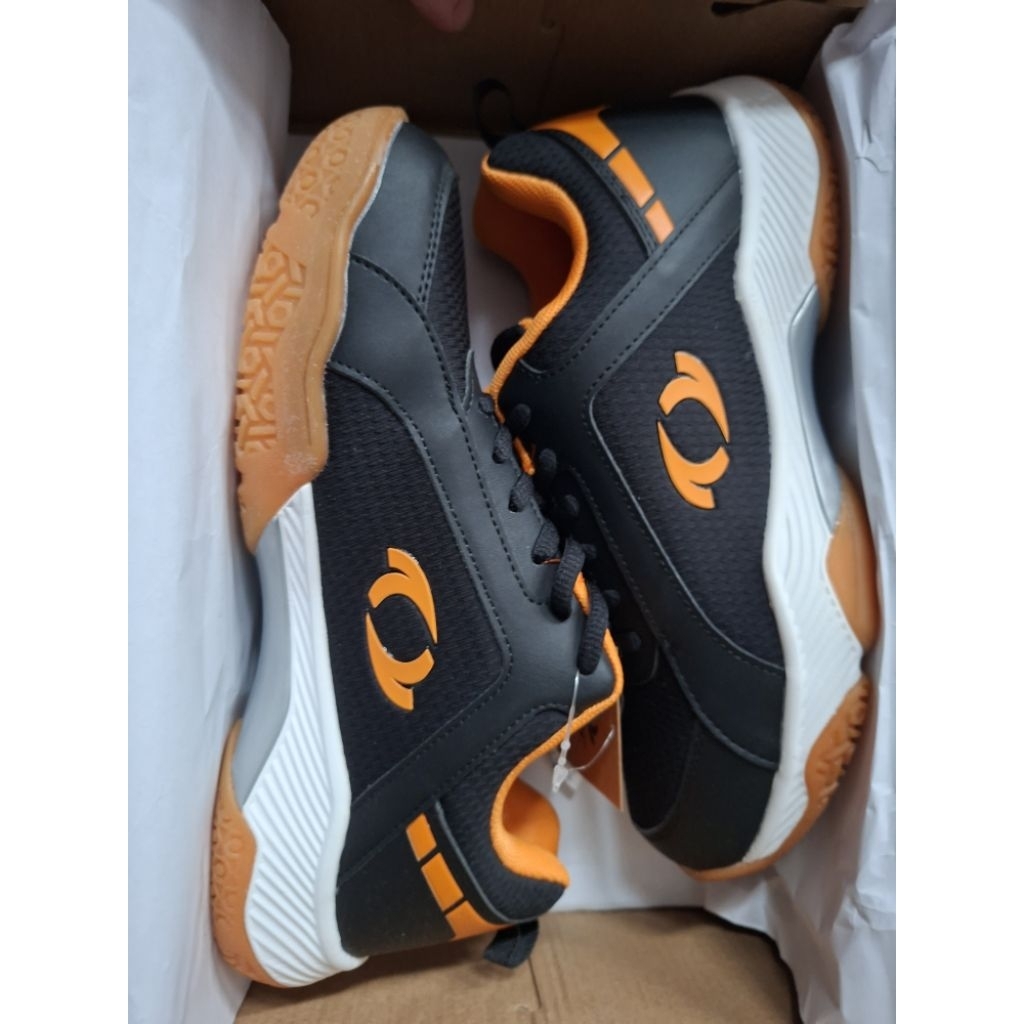 Sepatu Badminton Astec Koi Black Badminton Shoes Astec Koi Hitam