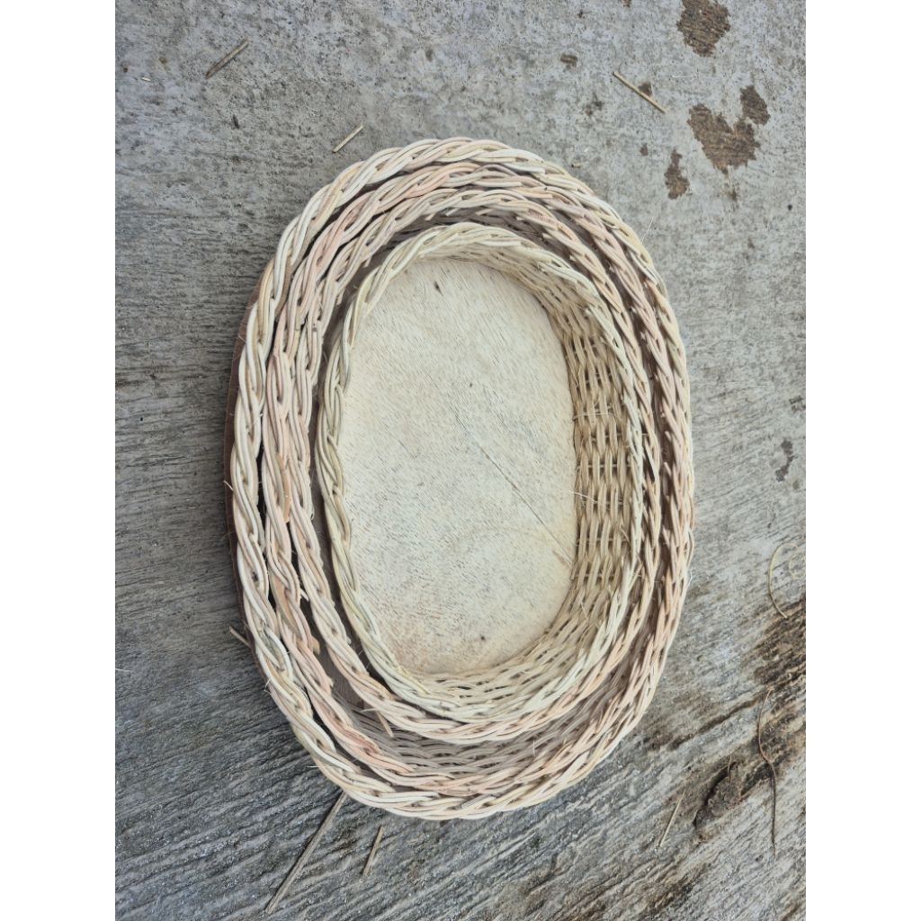 

kranjang rottan hantaran seseraha oval 1sett isi 4 warna natural putih