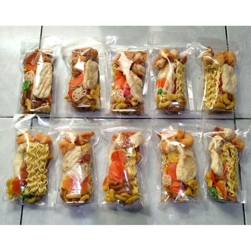 

Seblak aneka kerupuk paket isi 5 pcs
