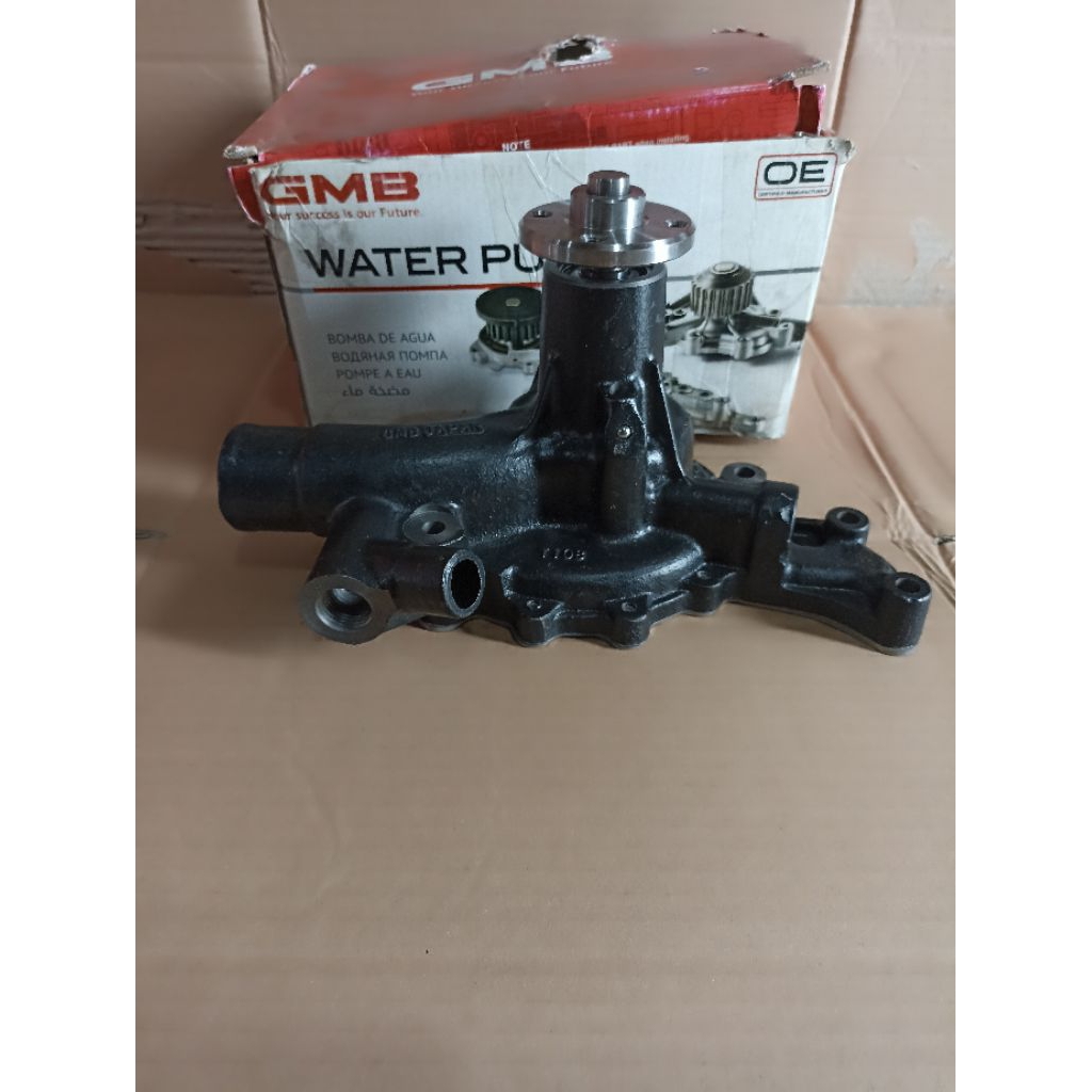 WATER PUMP / POMPA AIR TOYOTA DYNA RINO 14B / 115ET GMB JAPAN