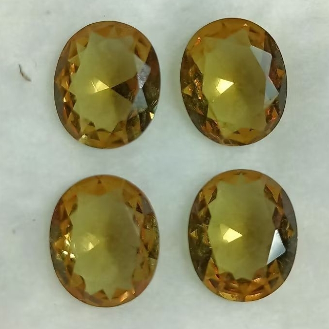 Batu Permata Zultanite , Cutting Oval , Natural