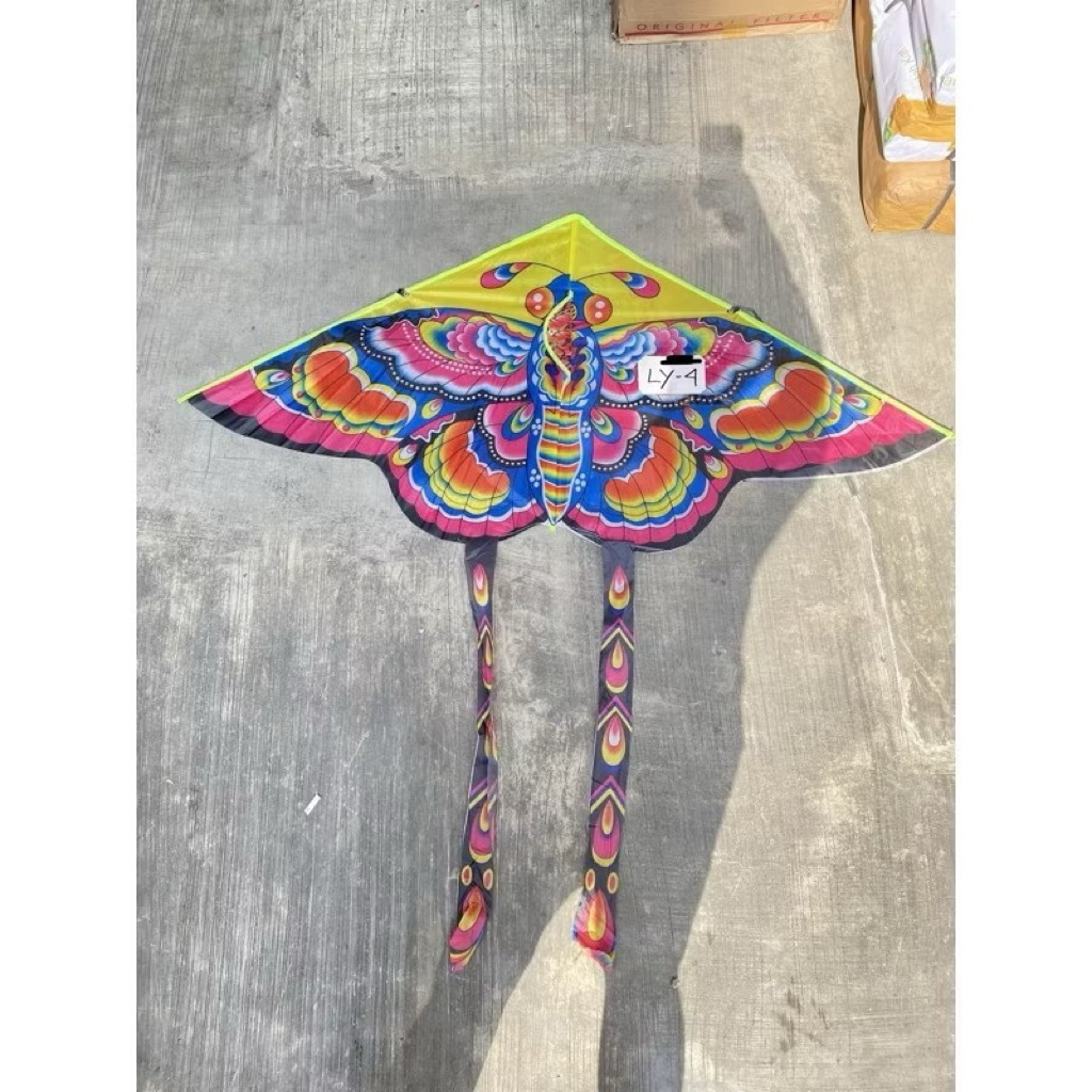layang layang kain lipat kupu kupu