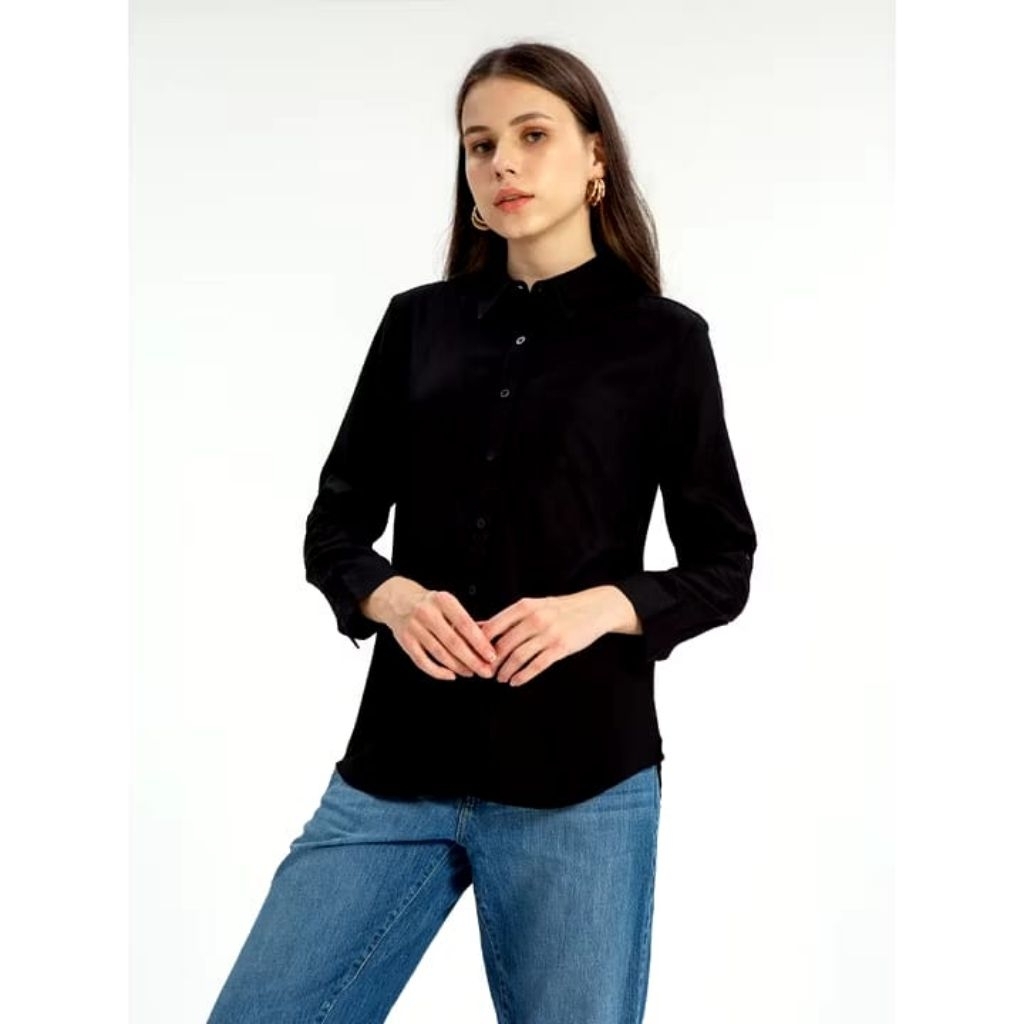 Preloved kemeja hitam pekat dust siantan ori