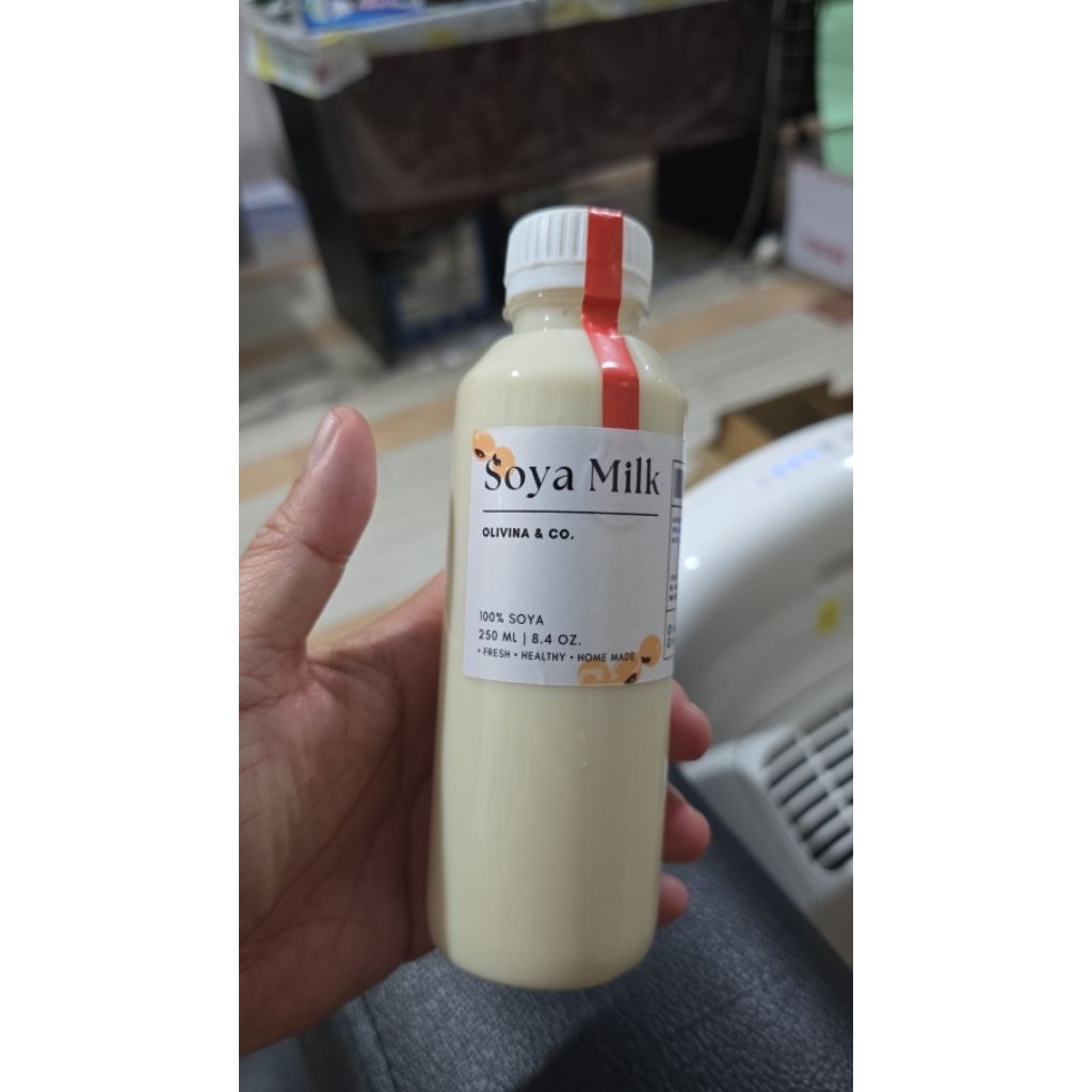 

SOYA MILK OLIVINA 100% ORIGINAL 250ML FRESH HEALTHY HOME MADE BY LOVE