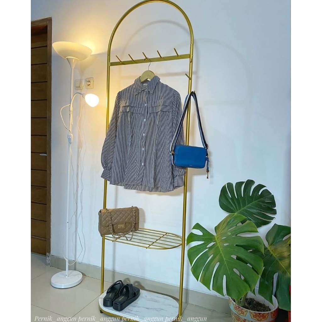 Gantungan baju tas topi rak besi gold