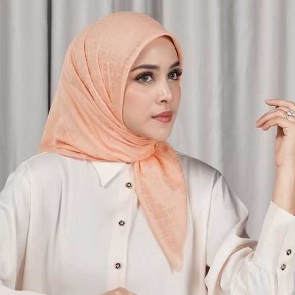 TAPIS EMBOSSED TROPICAL PEACH BUTTONSCARVES