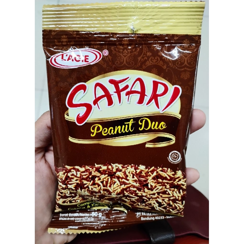 

Lagie Compound Butir Coklat Dan Kacang 80Gr