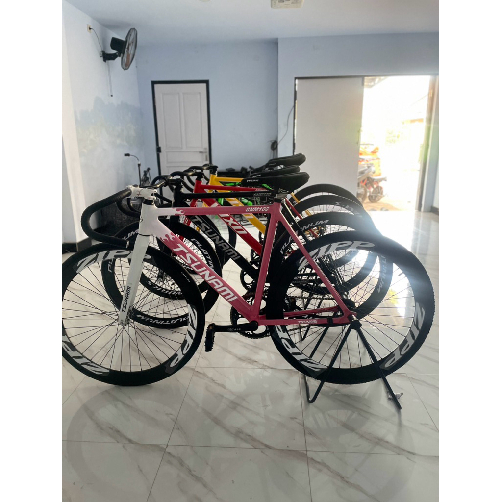 sepeda fixie tsunami pink putih custom