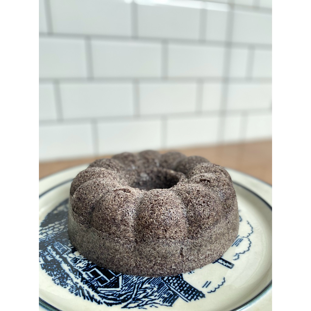 

Bolu ketan hitam isi cream cheese