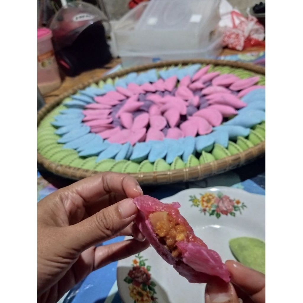 

Cireng Isi Sosis Pedas Isi 8Pcs FREE EXTRA CHILLI OIL