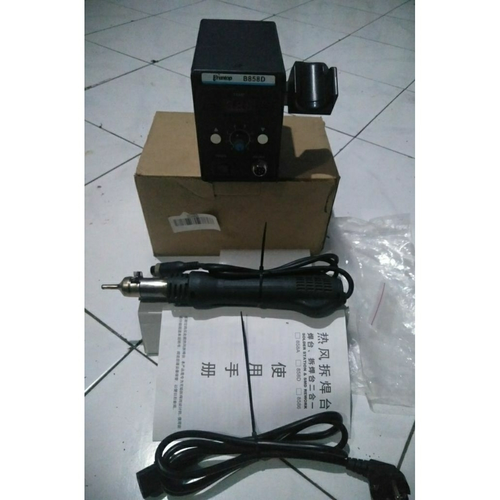 Blower Solder Station Merk Eruntop B858D, Pernah Di Pakai, Barang Masih Bagus Dan Normal.