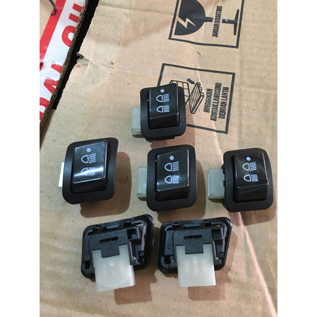 SAKLAR LAMPU / TOMBOL DIM 3 TITIK MOTOR BEAT / VARIO / SCOOPY / REVO / SUPRA / BLADE