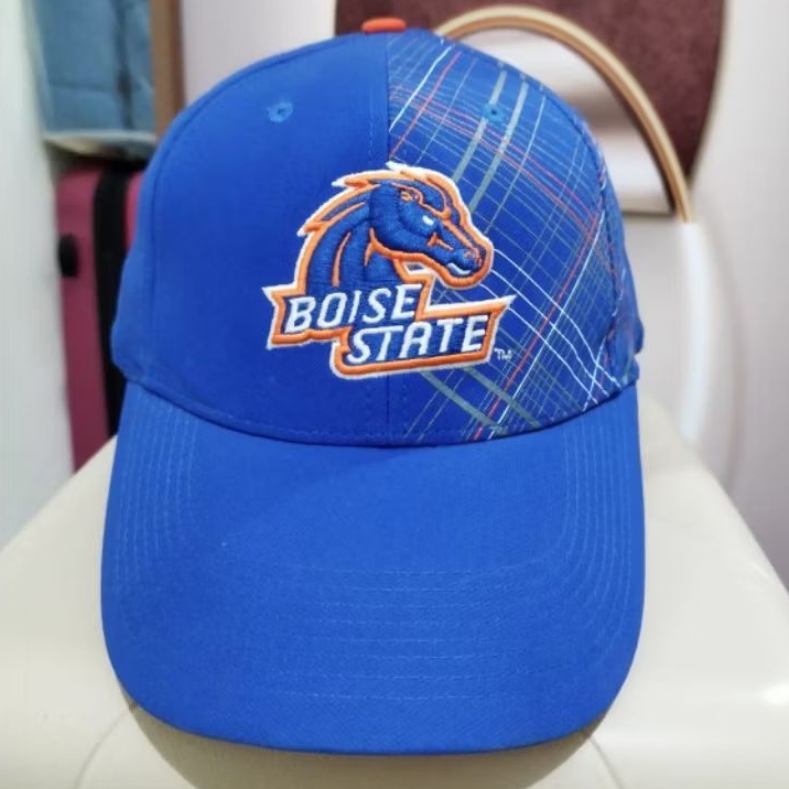 Topi Bois State Broncos NCAA Football Team Nike Original