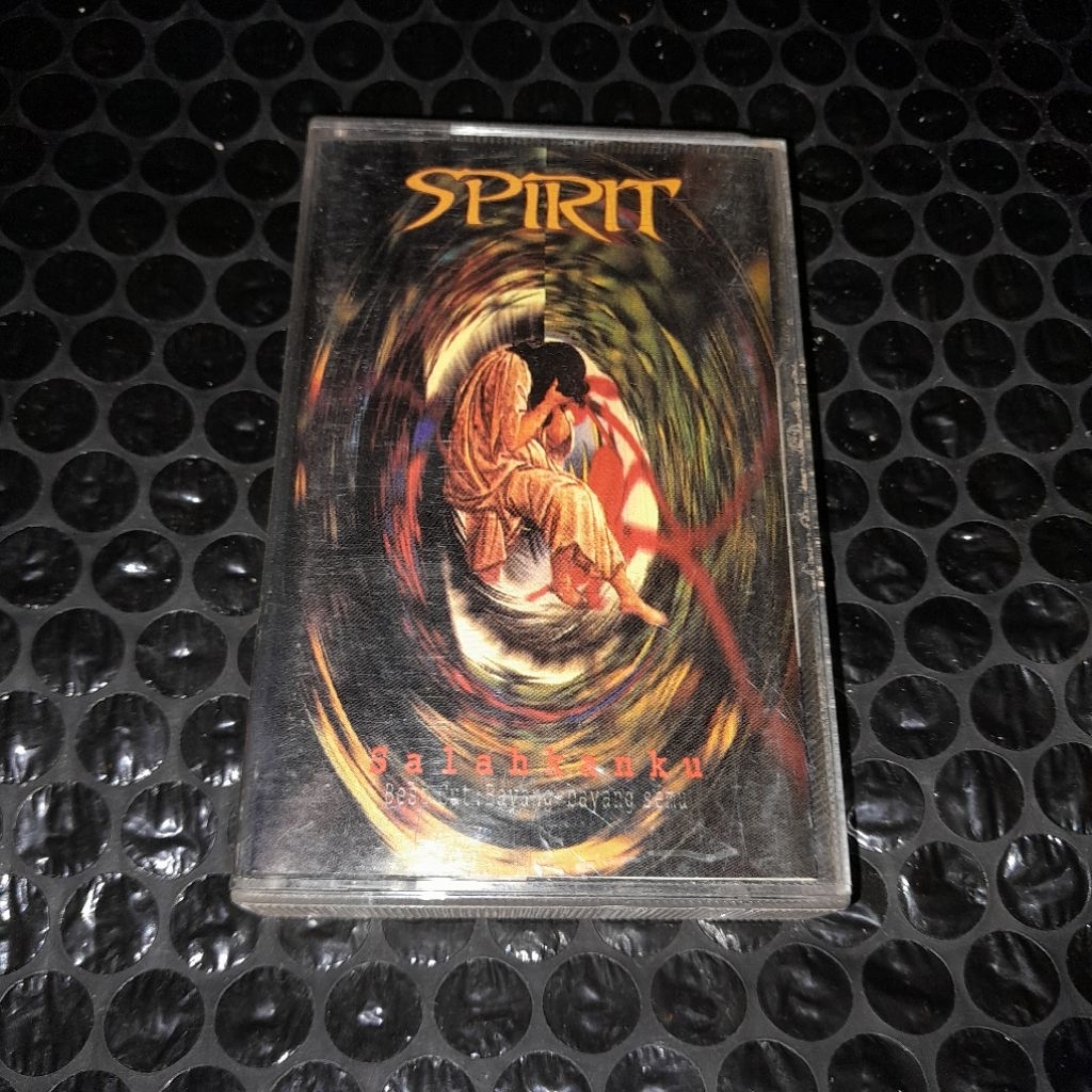 kaset pita spirit band salahkanku