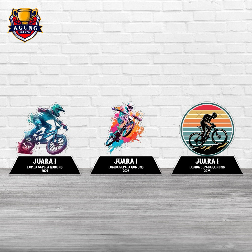 Plakat Lomba Balap Sepeda Gunung | Piala Balap Sepeda | Trofi Hadian