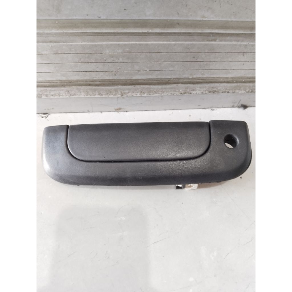 handle handel hendel pintu luar depan kanan kia pregio