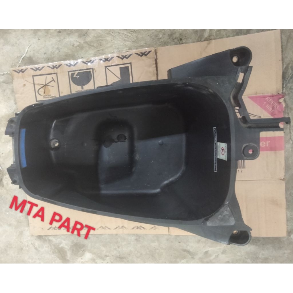 BOX HELM Beat LED deluxe 2020/2024