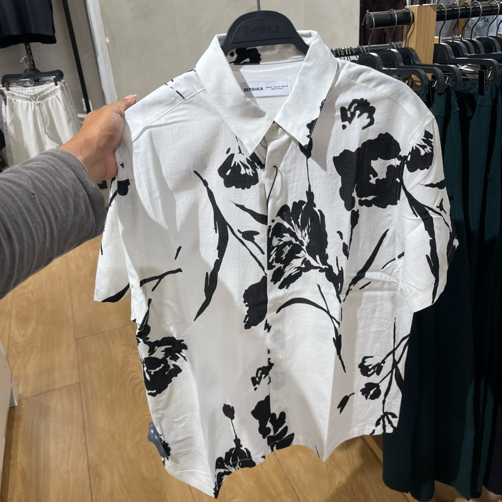 Kemeja BERSHKA MEN Jastip (jasa titip)
