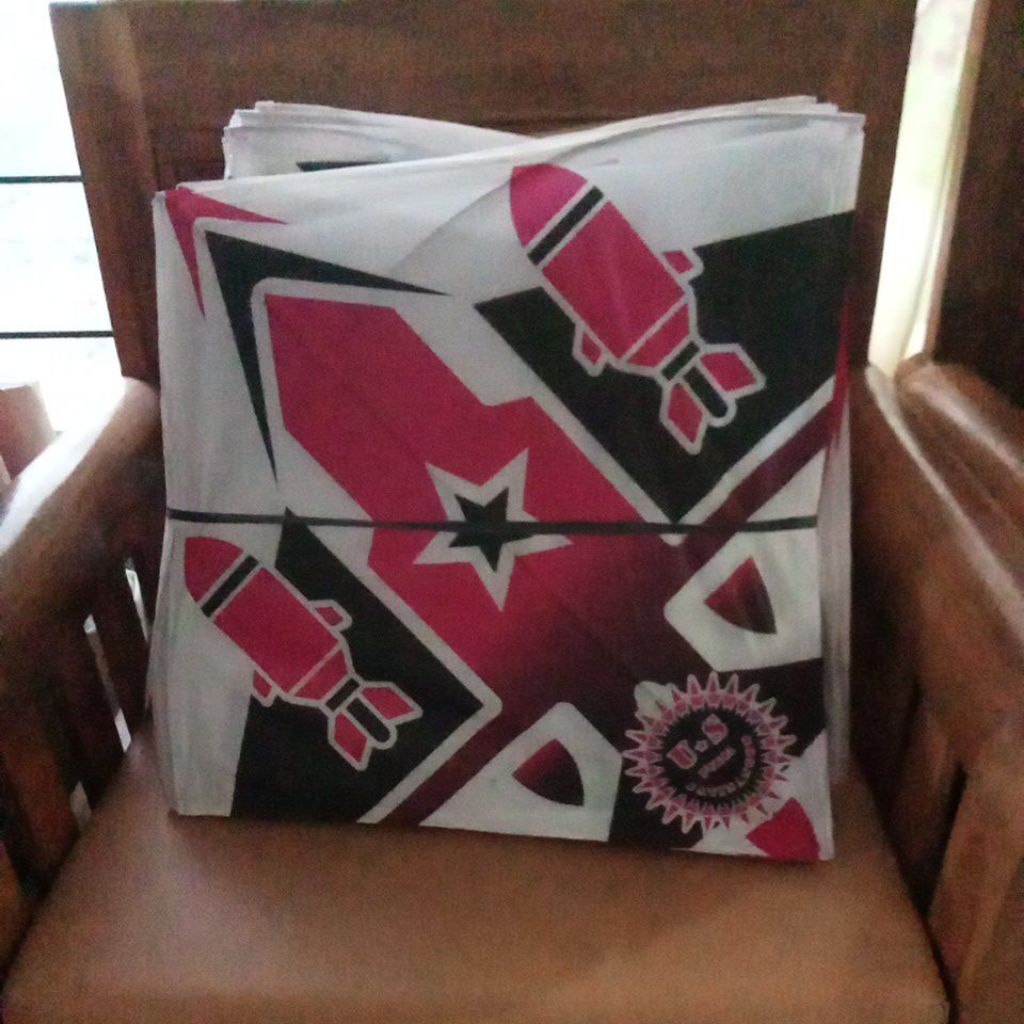 Layangan layang Sukhoi Sukoi kertas Sablon biasa bukan kertas minyak min beli 10 pcs