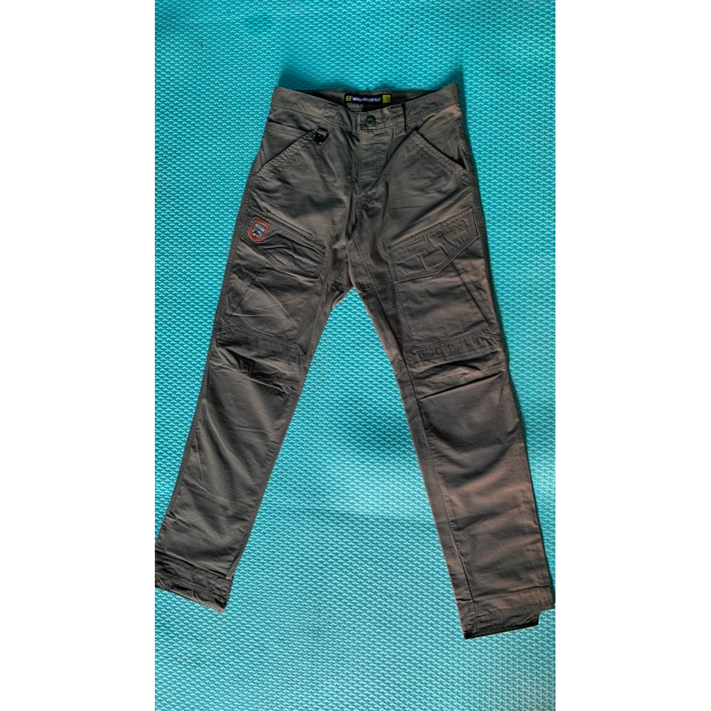 celana outdoor mahameru