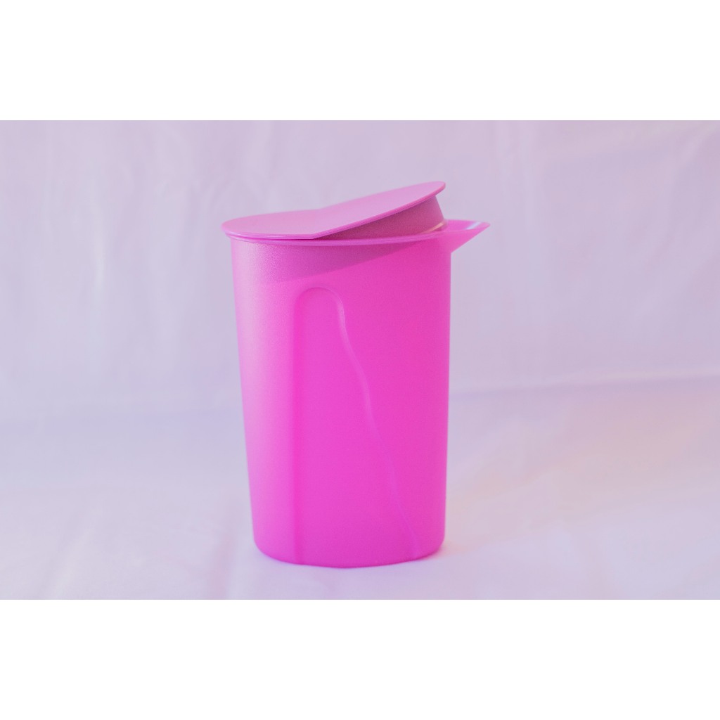Tupperware Crescendo Jug