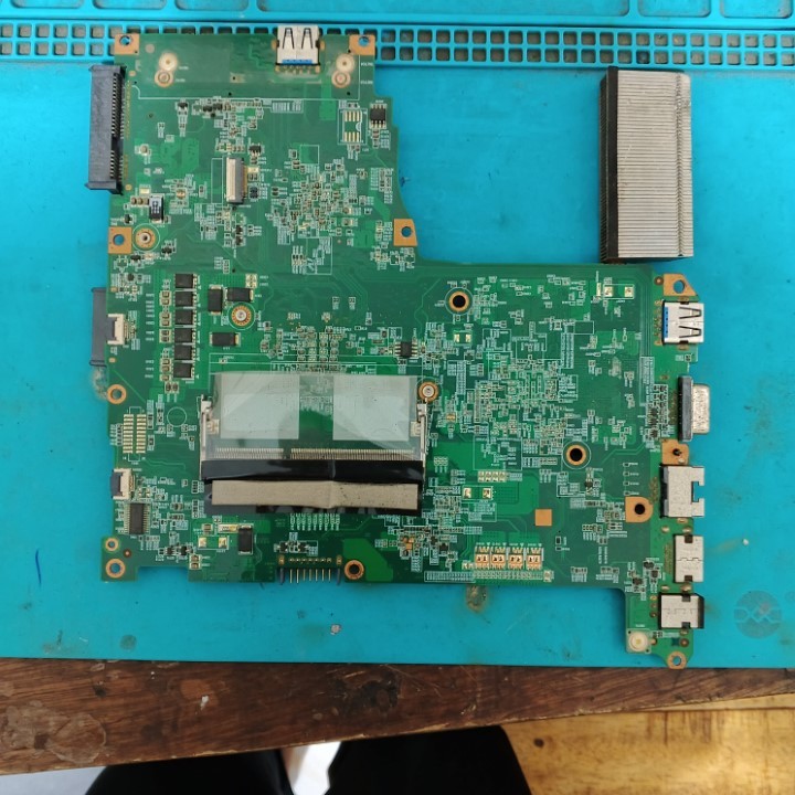 Mainboard Laptop Acer Aspire Z3-451 NH4RT17 MB REV:1.0 Motherboard Mesin Mobo Second Bekas 82