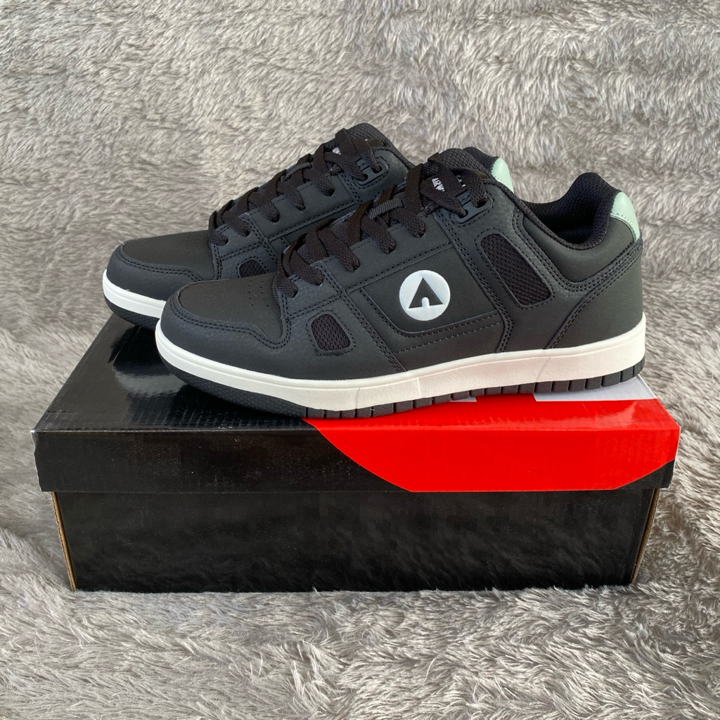 Sepatu Pria Airwalk Chad Hitam Size 43