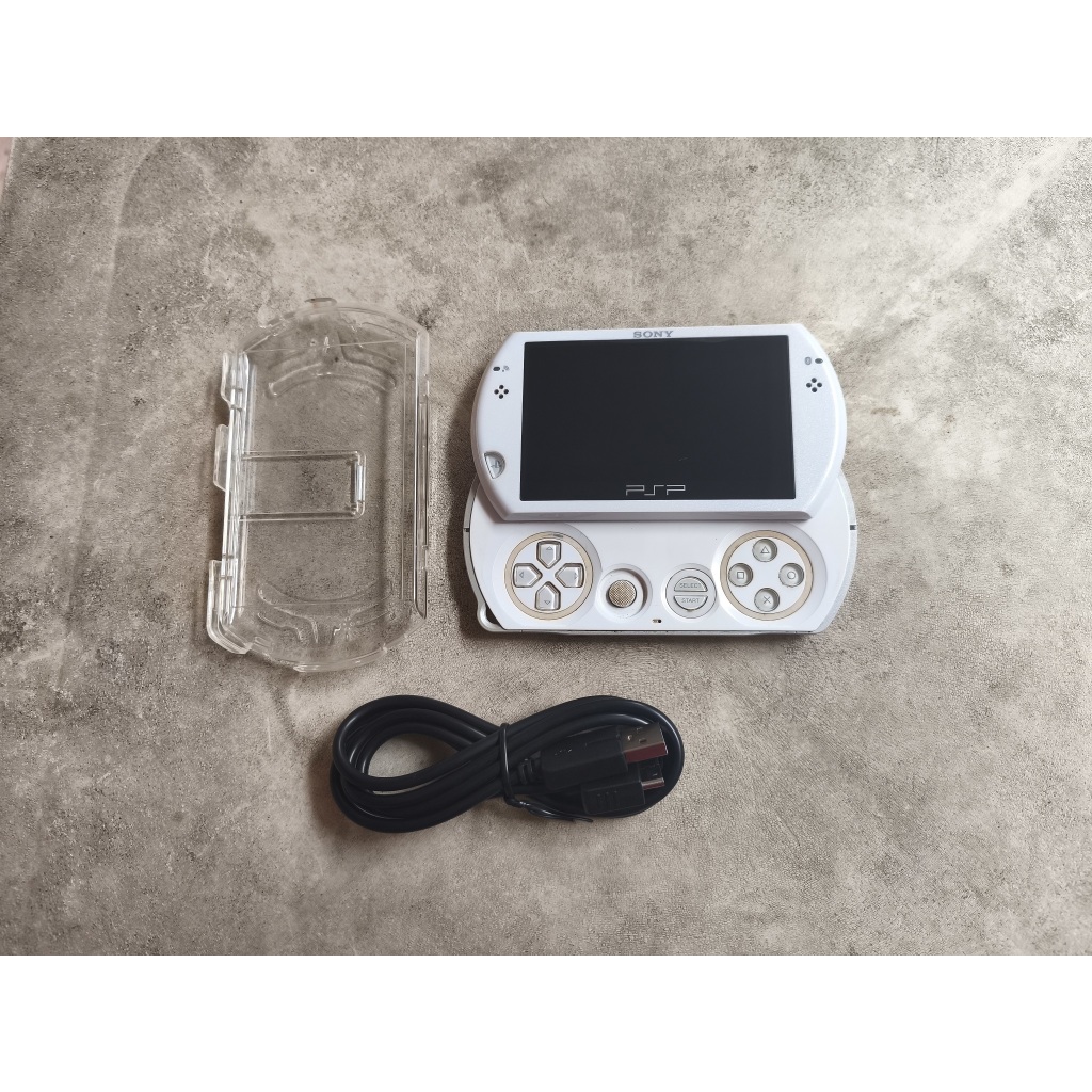 Playstation Portable PSP Go White 16GB Full Game 27