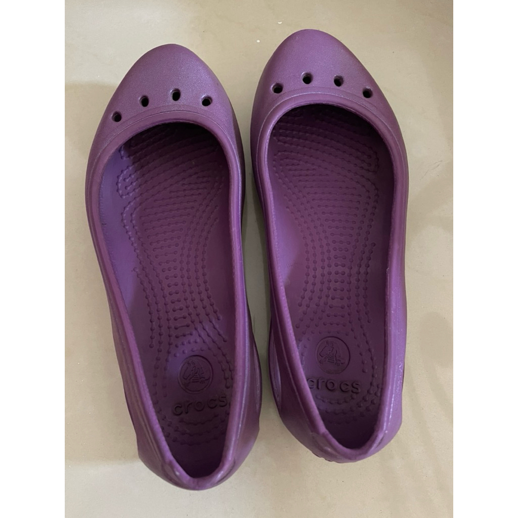 preloved sepatu anak” Crocs