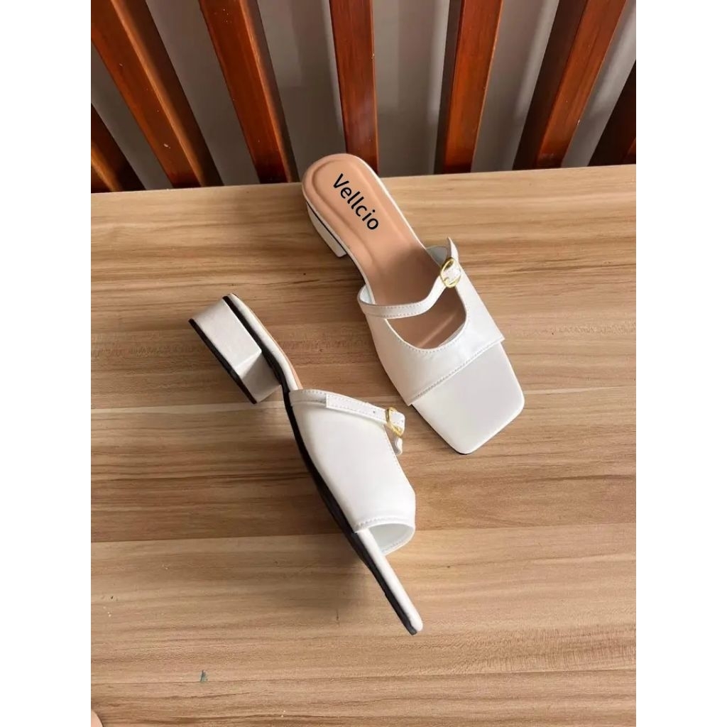 Sandal Wanita Jumbo Hak 3Cm Model Kokop Gesper