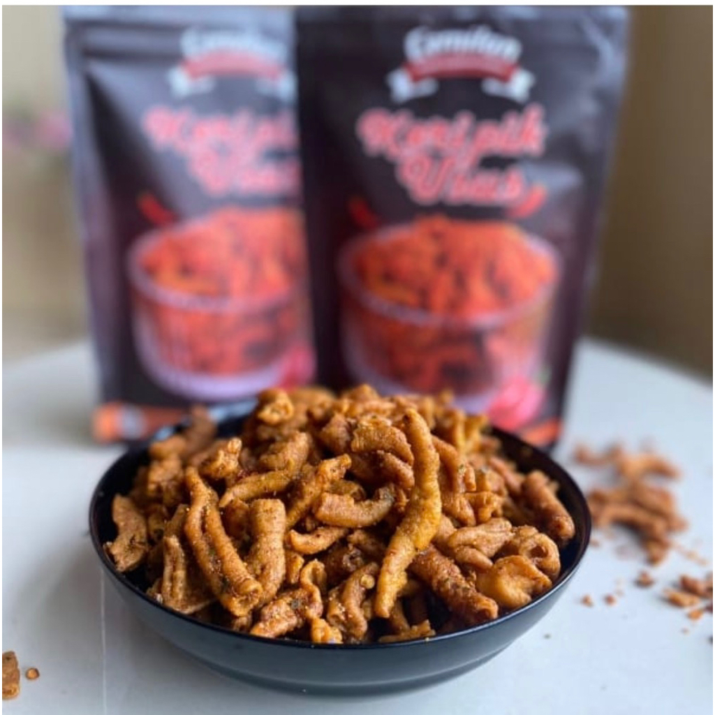 

keripik usus pedas oleh oleh medan