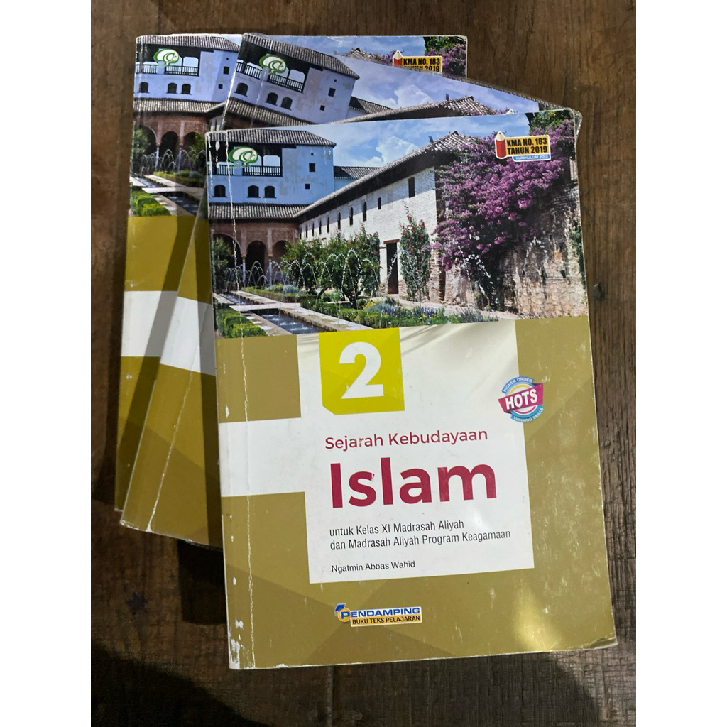 sejarah kebudayaan islam kelas 11 - aqila (bekas)