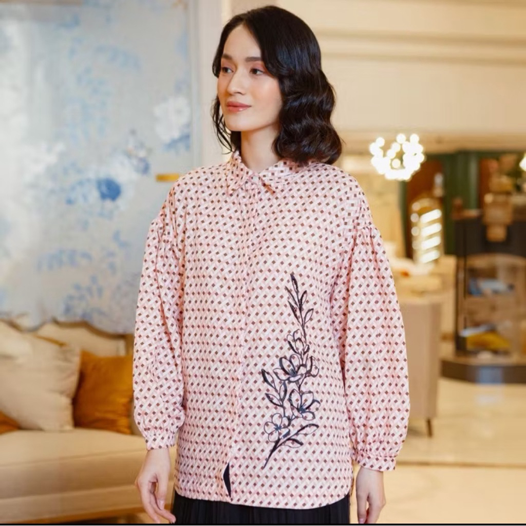 HC X SABRINA ODETTE PEACH BROWN BEADED TOP BY HIJABCHIC