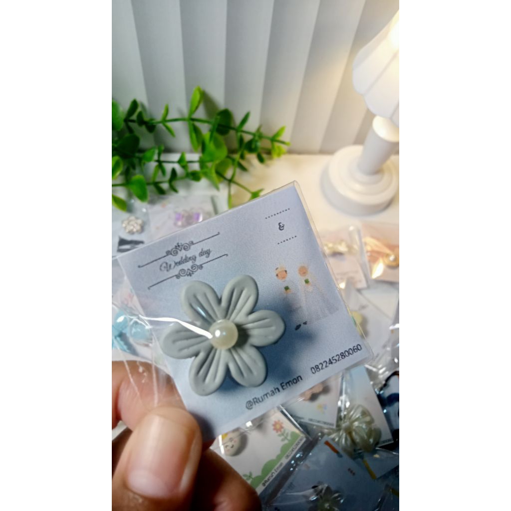 {50 pcs } Souvenir Bros Bunga Tulip Lili Besar