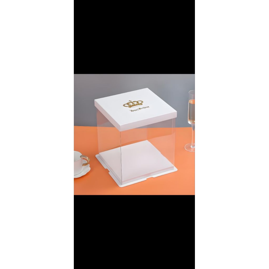 

kotak kue dan seserahan mika putih crown