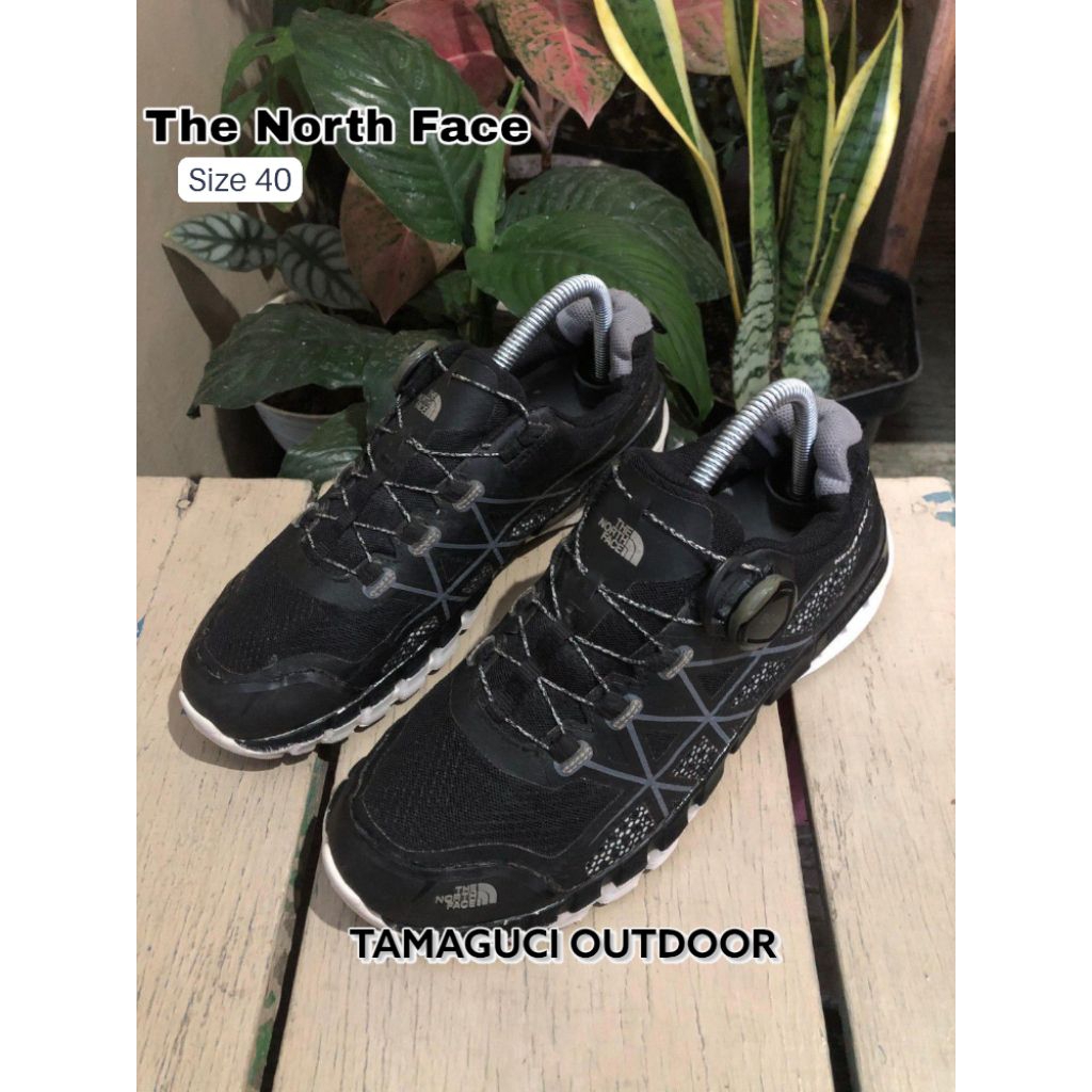 Sepatu Outdoor TNF Series Second Original Size 40