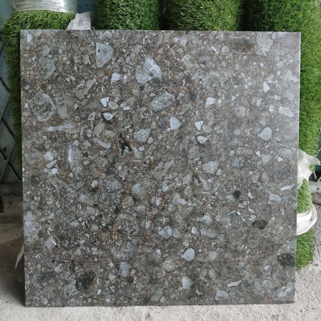 keramik 60x60 motif terazzo ( kasar) / keramik kamar mandi/ keramik teras/ keramik motif teraso